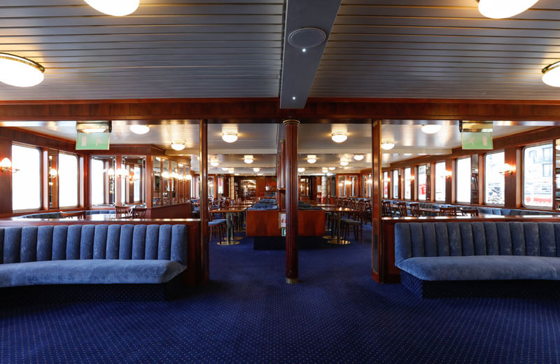 thames luxury charters dixie queen lower deck2
