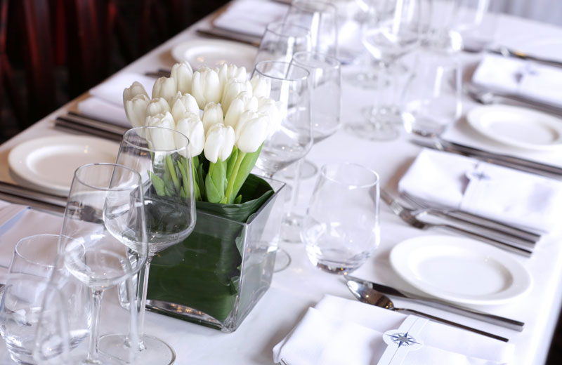 thames luxury charters table layout