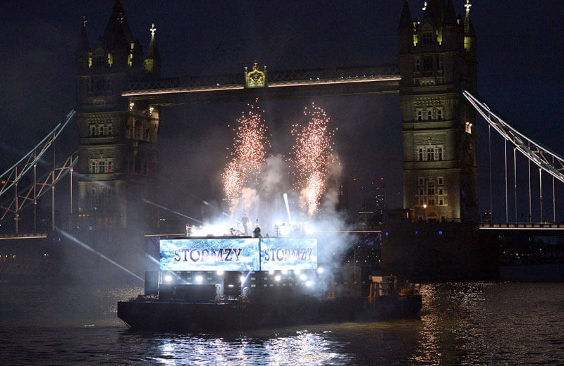 stormzy river thames ee 5g concert tower bridge